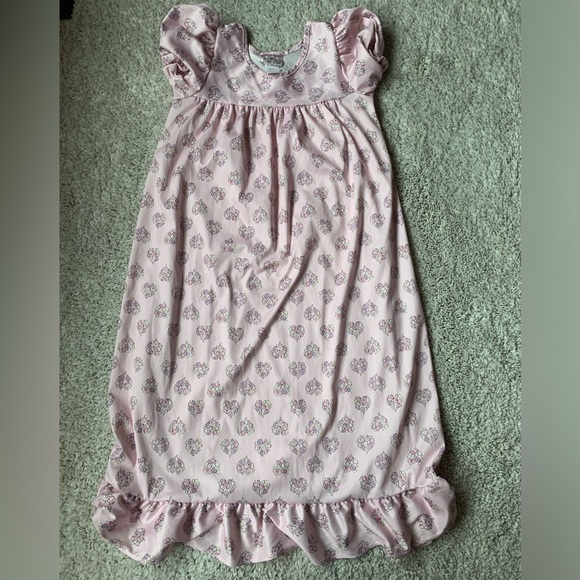🎆🎇3for$9 Girls silky nightgown- flower print- pink- size 6- Laura Dare - Picture 1 of 3